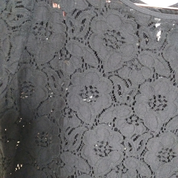 Loft Outlet Sheer Black Floral Lace Short Sleeve Blouse Size Medium - Picture 4 of 7